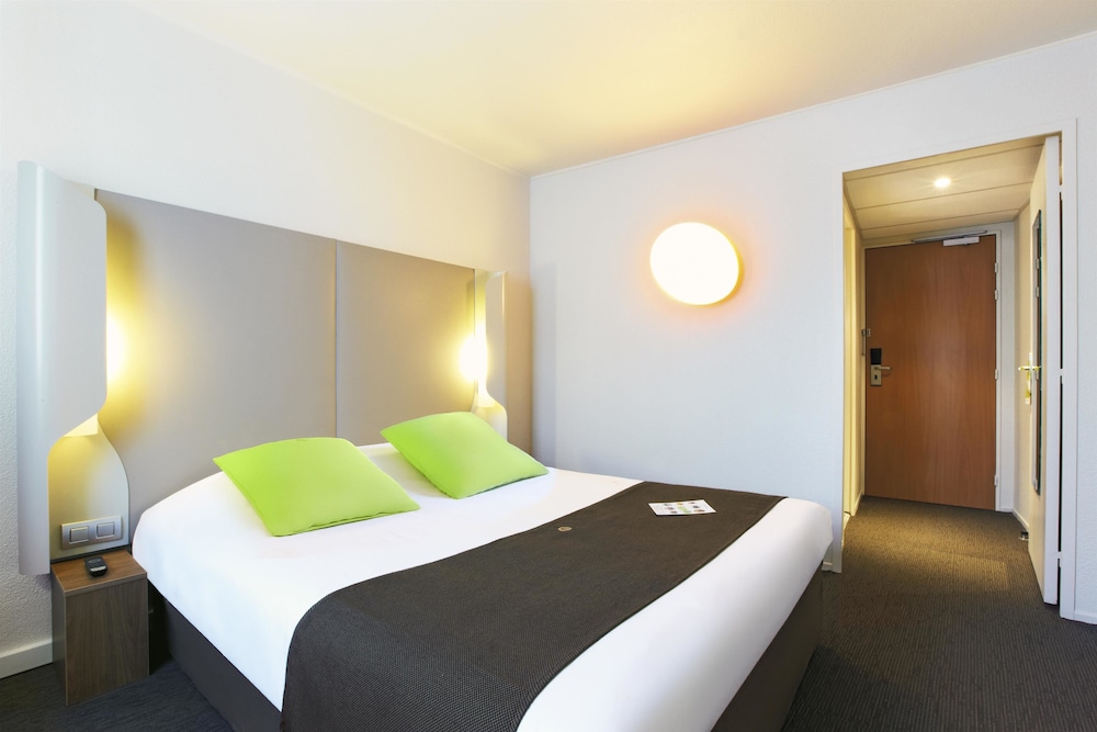 Standard Room, 2 Twin Beds - Photo 4