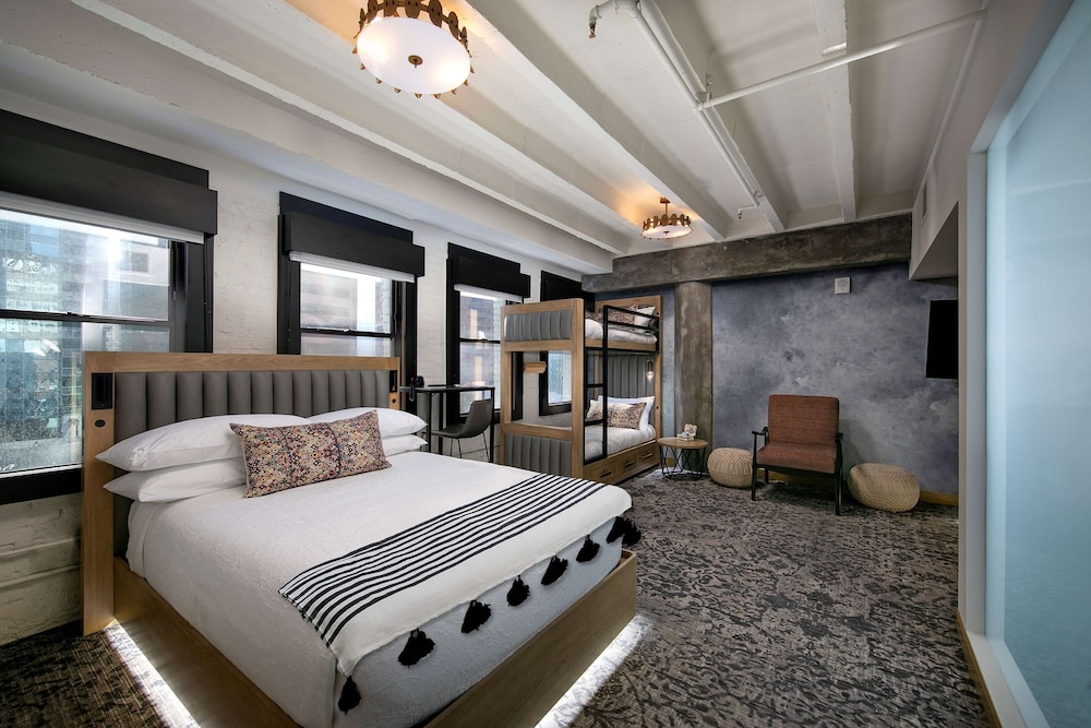 Studio, Multiple Beds
