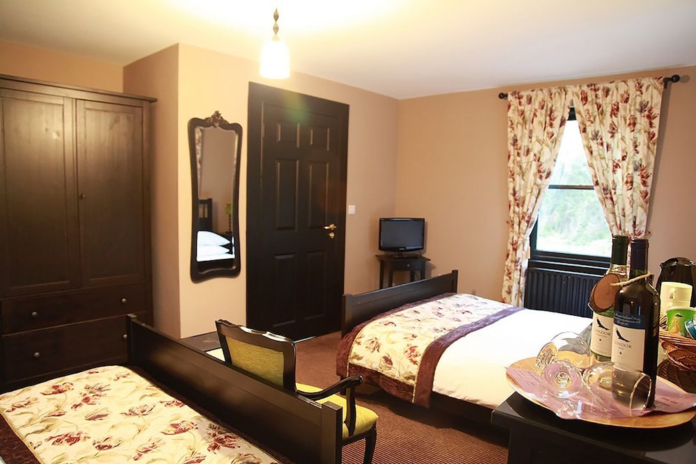 Family Or Twin Room photo 2