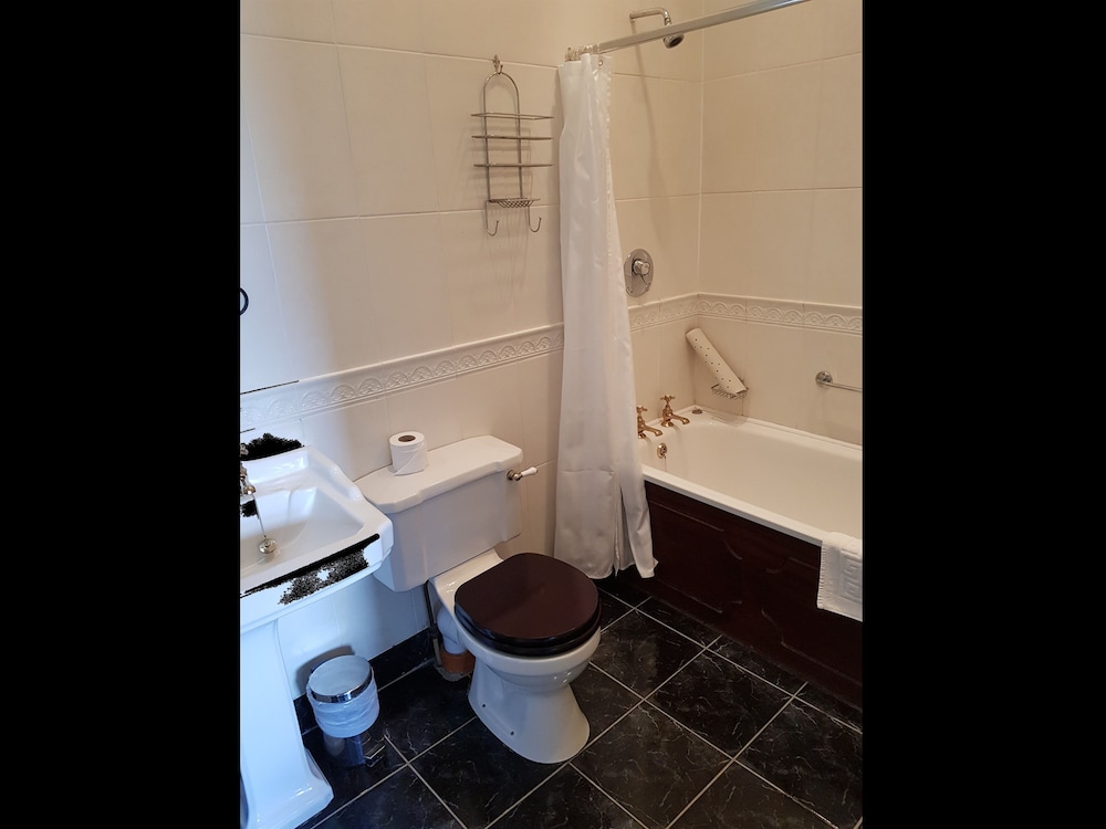 Premium Double Room, Ensuite - Photo 2