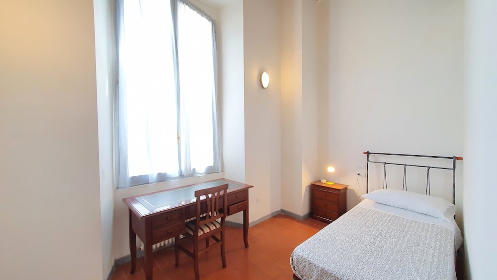 Standard Room photo 1