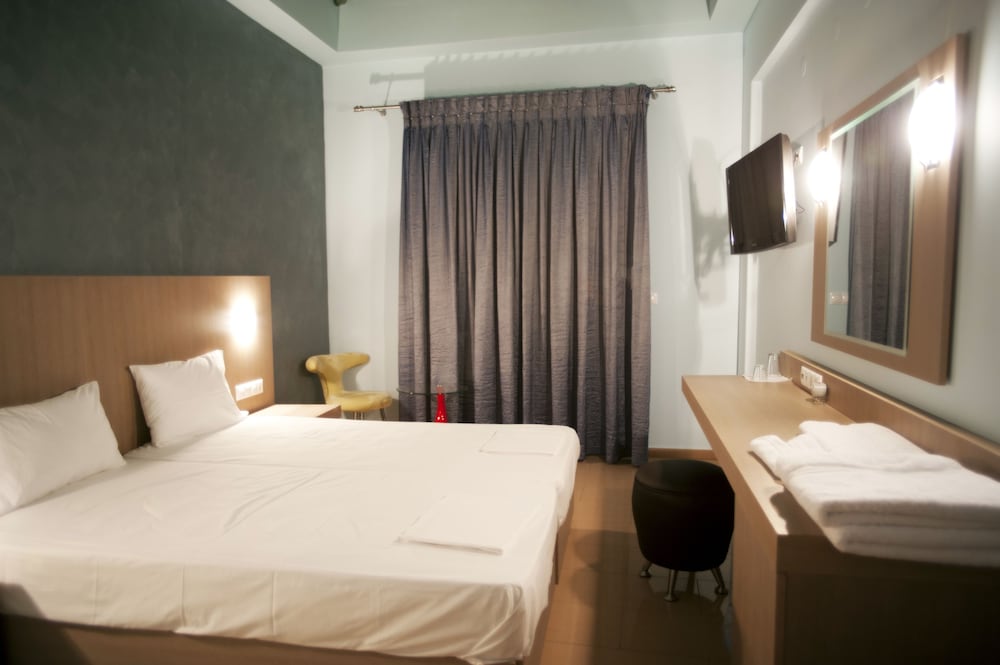 Double or Twin Room photo 2