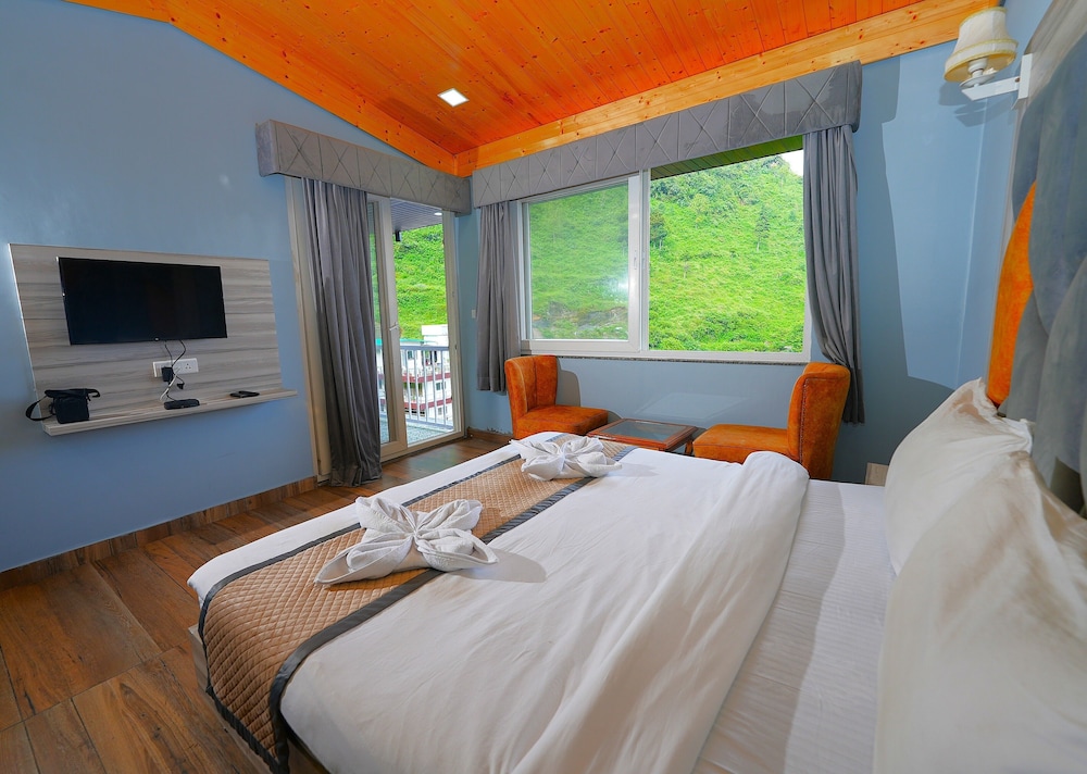 Elite Double Room, Valley View