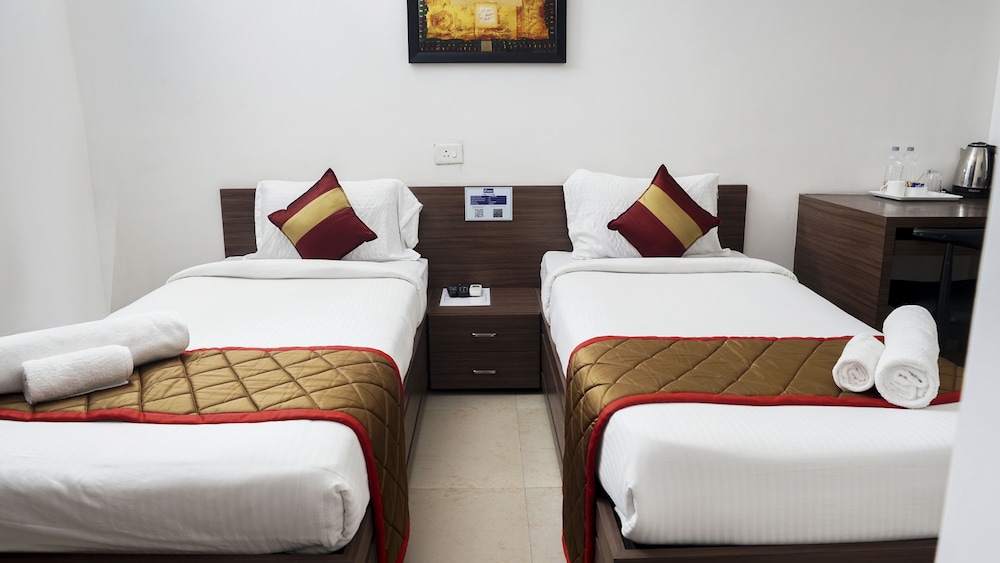 Deluxe Twin Room - Photo 8