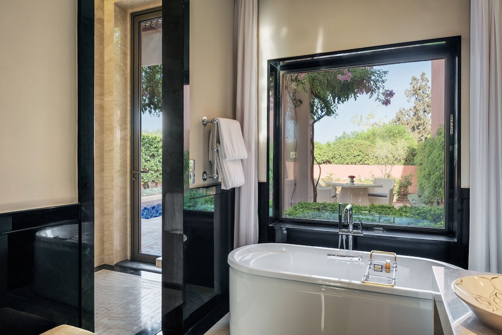 Deluxe Villa, 1 King Bed (Private Pool) - Photo 7