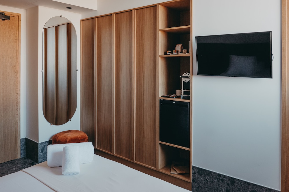 Standard Room - Photo 9