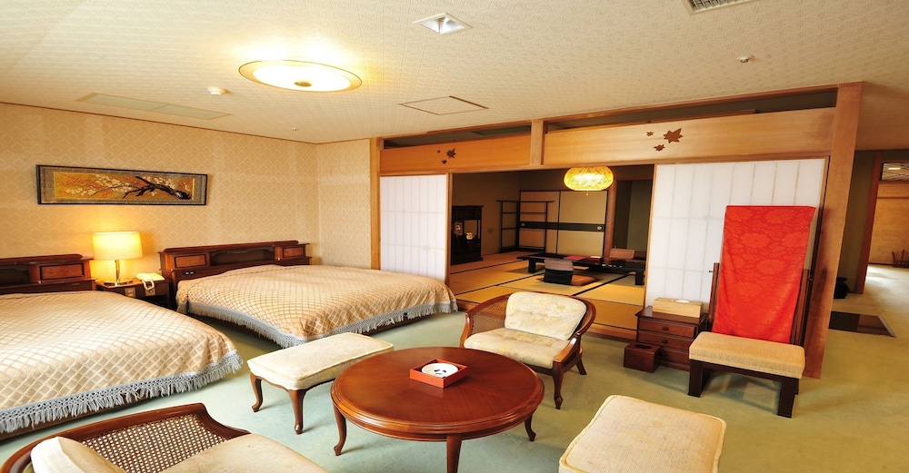 Japanese Western Style Room, Smoking photo 2