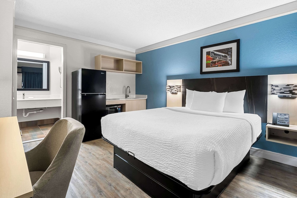 Room, 1 Queen Bed, Non Smoking - Photo 1
