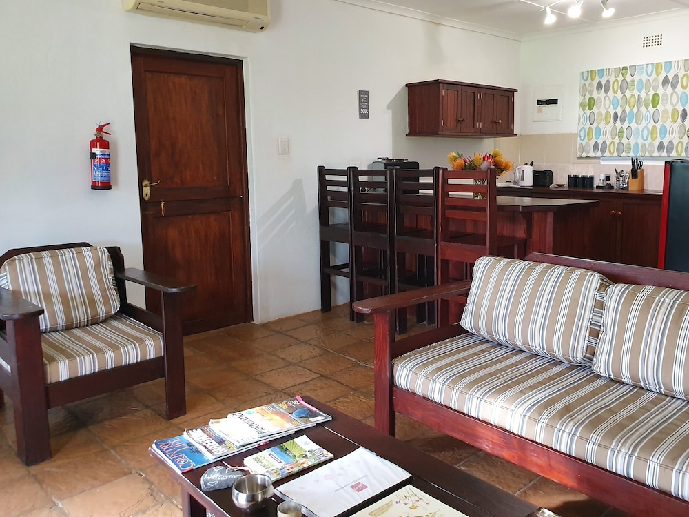 Shiraz - 2 Bedroom Cottage photo 2