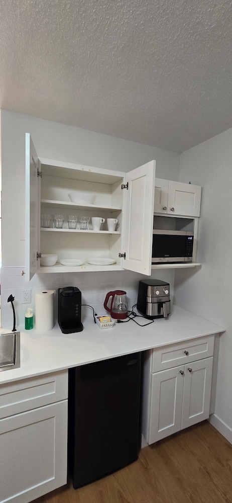 Club Double Room, 1 Queen Bed with Sofa bed, Mobility Accessible, Non Smoking