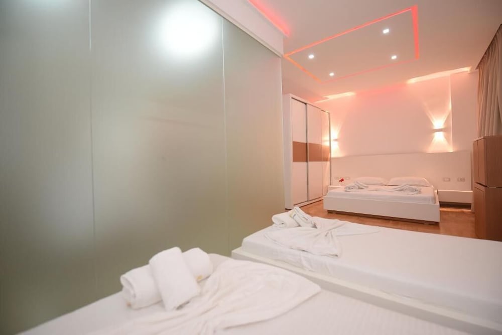 Quadruple Room, Mountain View