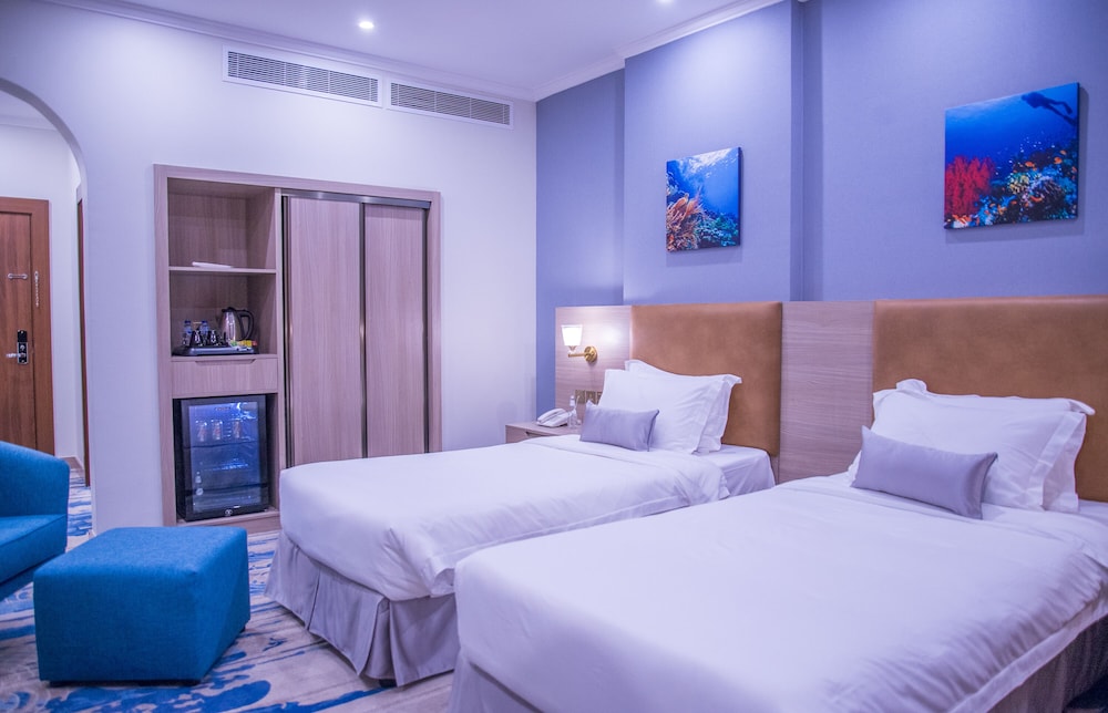 Twin Room - Photo 1