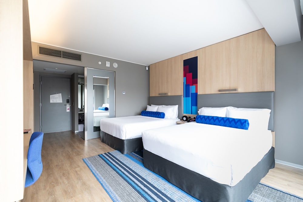 Deluxe Room, 2 Queen Beds photo 3