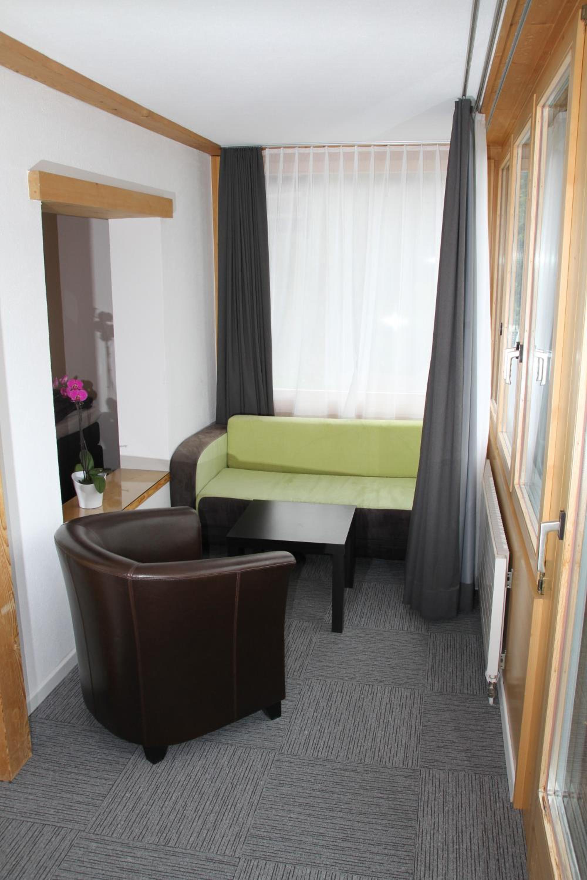 Family Suite - Photo 8