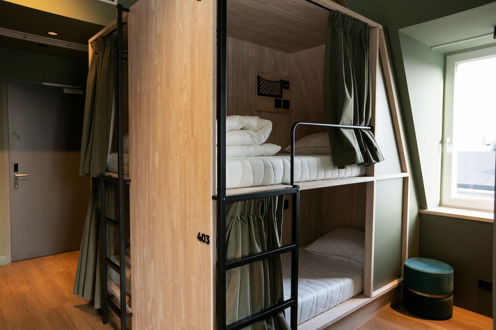 Bed in Unisex Dorm 24-Beds