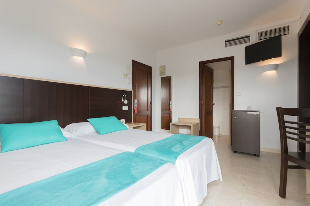 Habitación Doble Clásica, Balcón (You & Me)