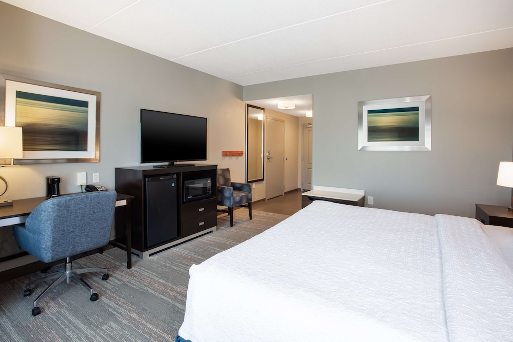 Room, 1 King Bed, Accessible, Non Smoking - Photo 2