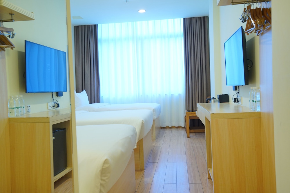 Elite Triple Room photo 2
