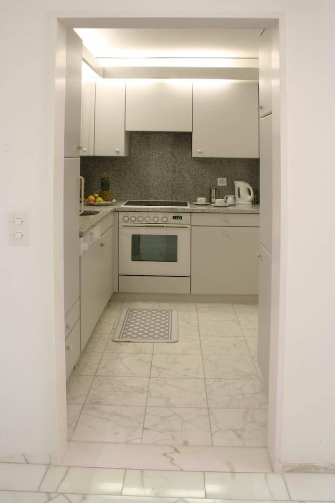 Premium Suite, Lake View - Photo 2