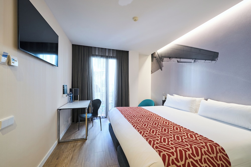 Double Room, Balcony (Single use)