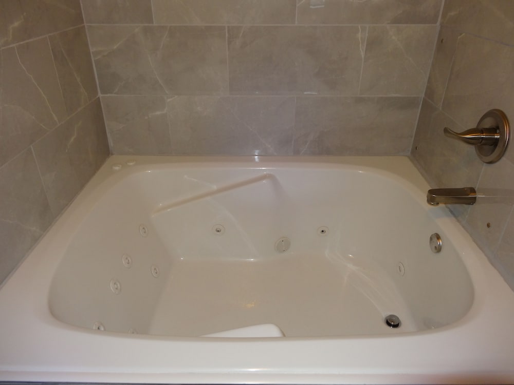 King Jacuzzi photo 2