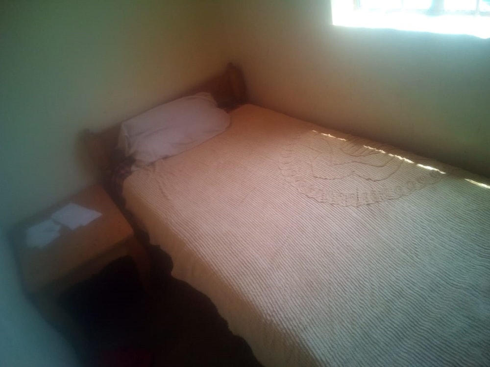 Single Room photo 3