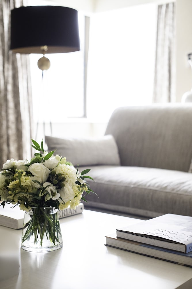 Executive Suite, Park View photo 3
