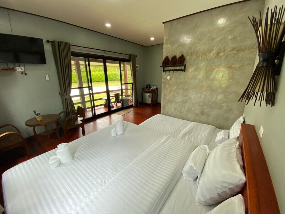 Standard Triple Room - Photo 1