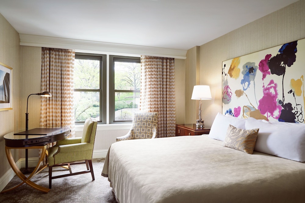 Room, 1 King Bed (Hearing Accessible) - Photo 1
