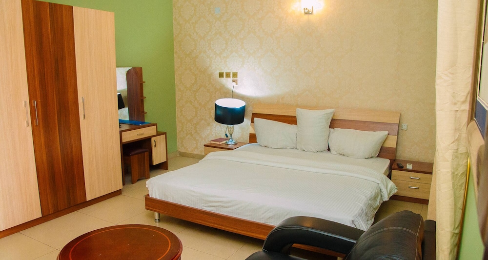 Grand Room photo 1