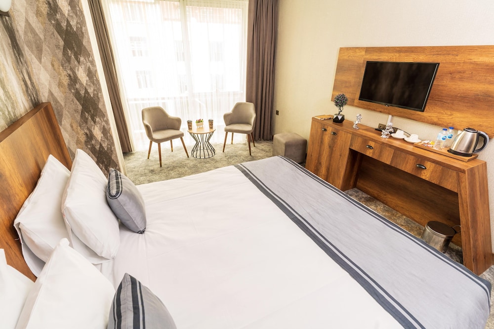 Deluxe Double Room - Photo 1