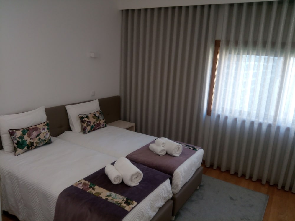Twin Room - Photo 5