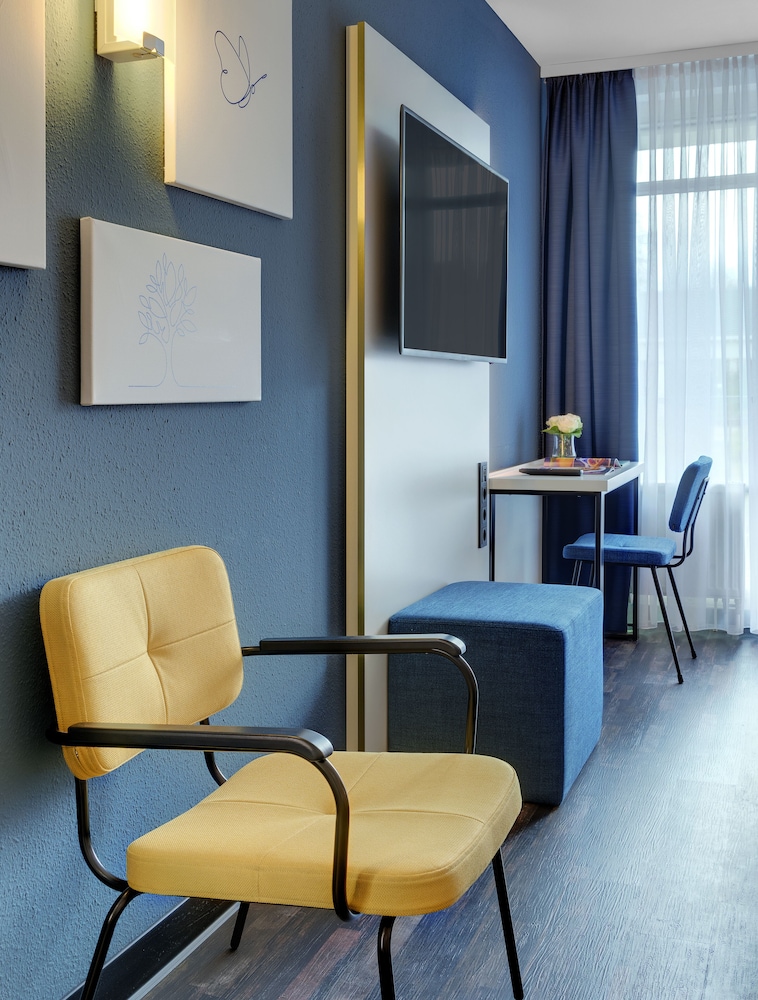 Standard Double or Twin Room photo 3