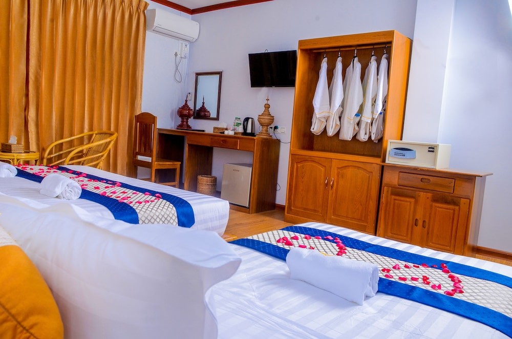Deluxe Triple Room photo 1