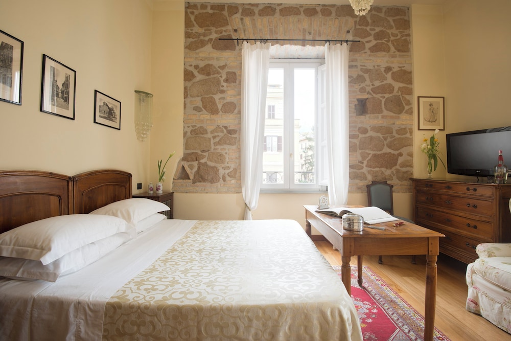 Superior Double Room, Pool View photo 3