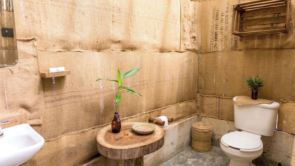 Comfort Room, Multiple Beds, Private Bathroom, Pool View photo 3