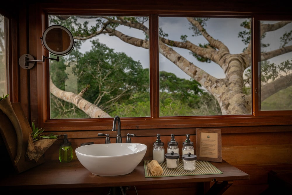 Luxury Tree House photo 2
