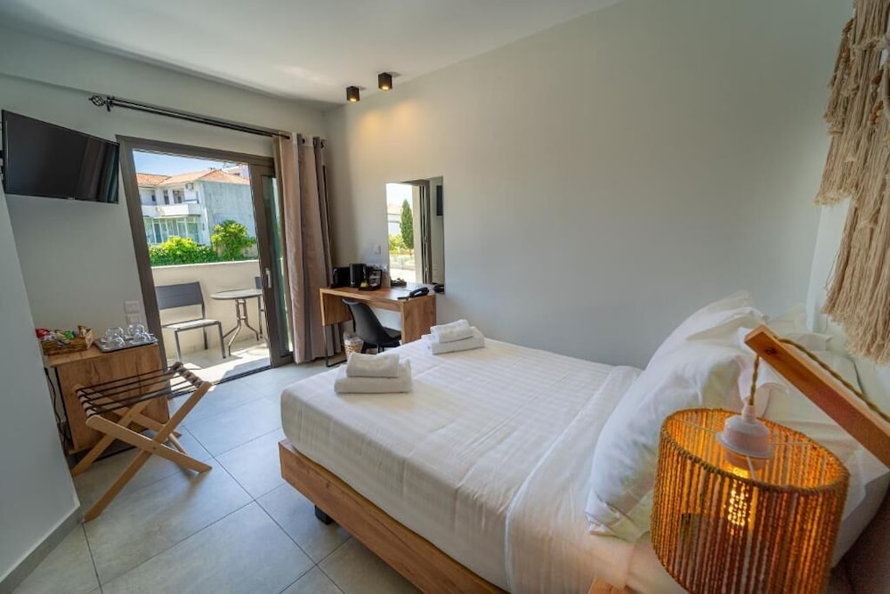 Double Room, 1 King Bed, Accessible