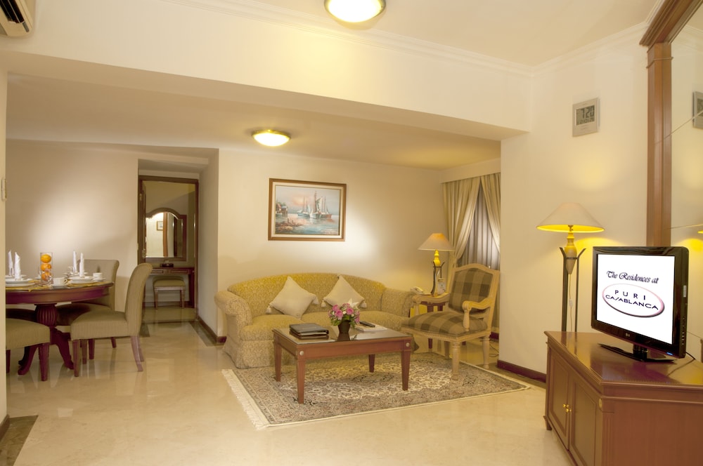 Suite, 1 Bedroom - Photo 3