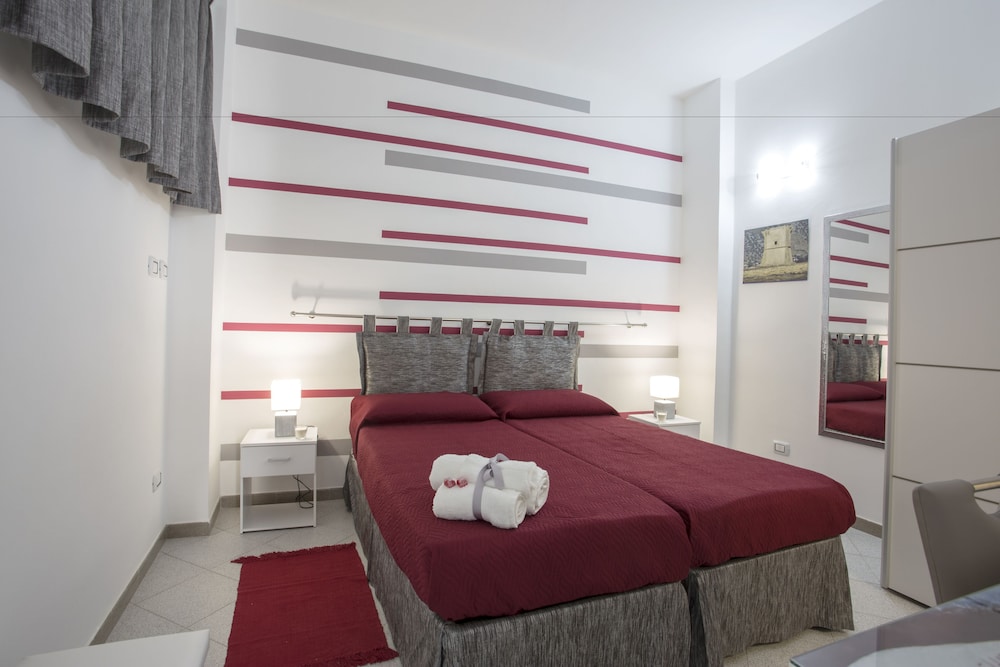 Basic Twin Room photo 1