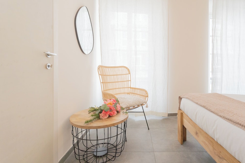 Apartment (1 Bedroom)