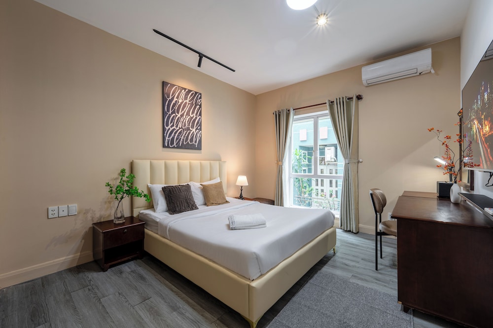 Standard Suite, City View