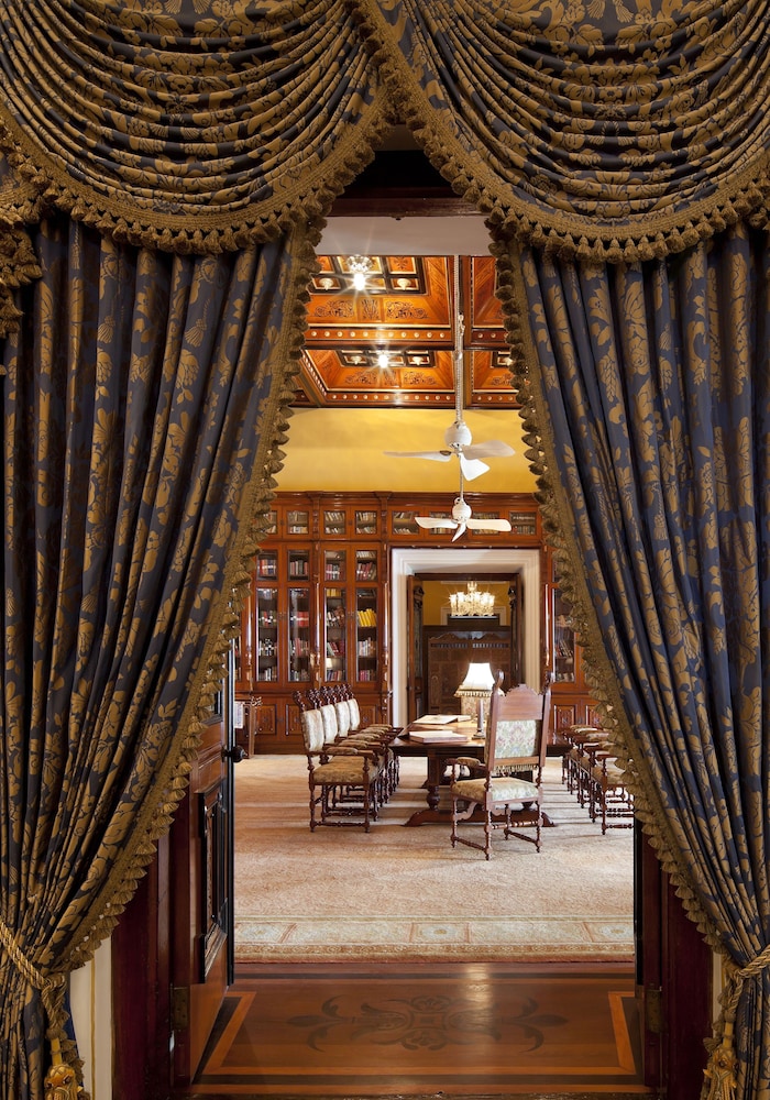 Grand Presidential, Grand Suite, 1 King Bed, Garden View photo 3