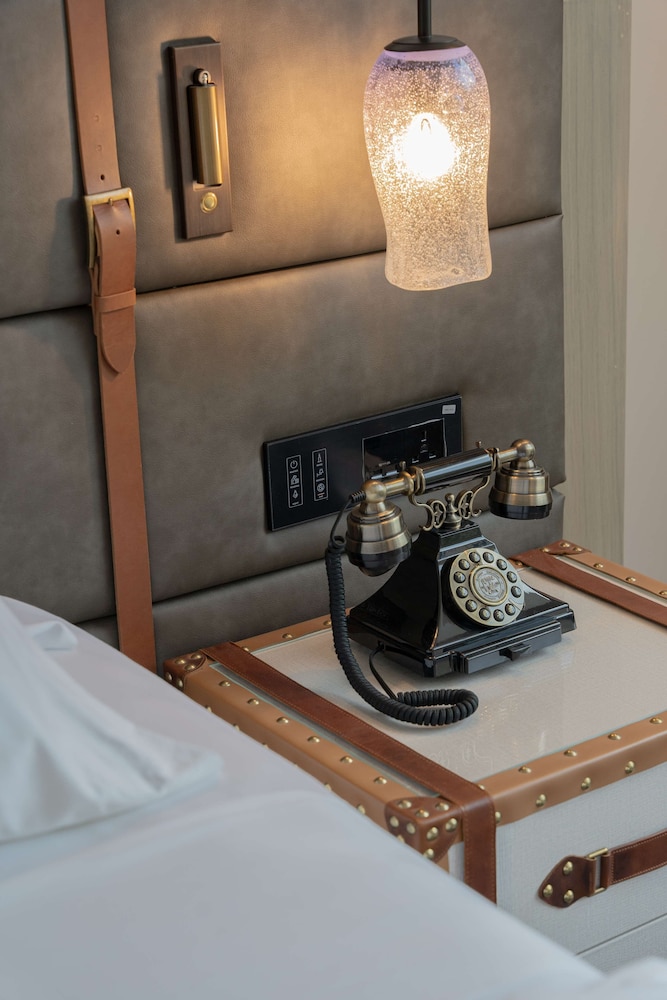 Twin Accessible Guest Room