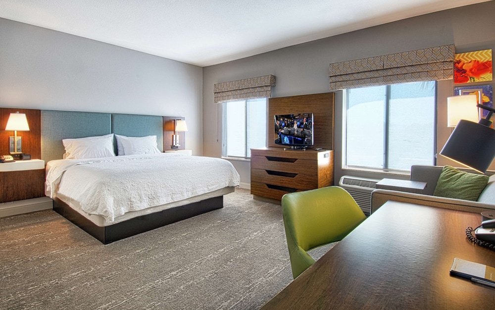 Suite, Accessible, Non Smoking - Photo 1
