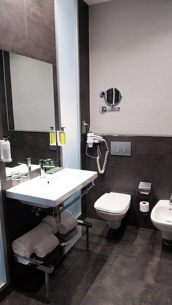 Superior Twin Room - Photo 5