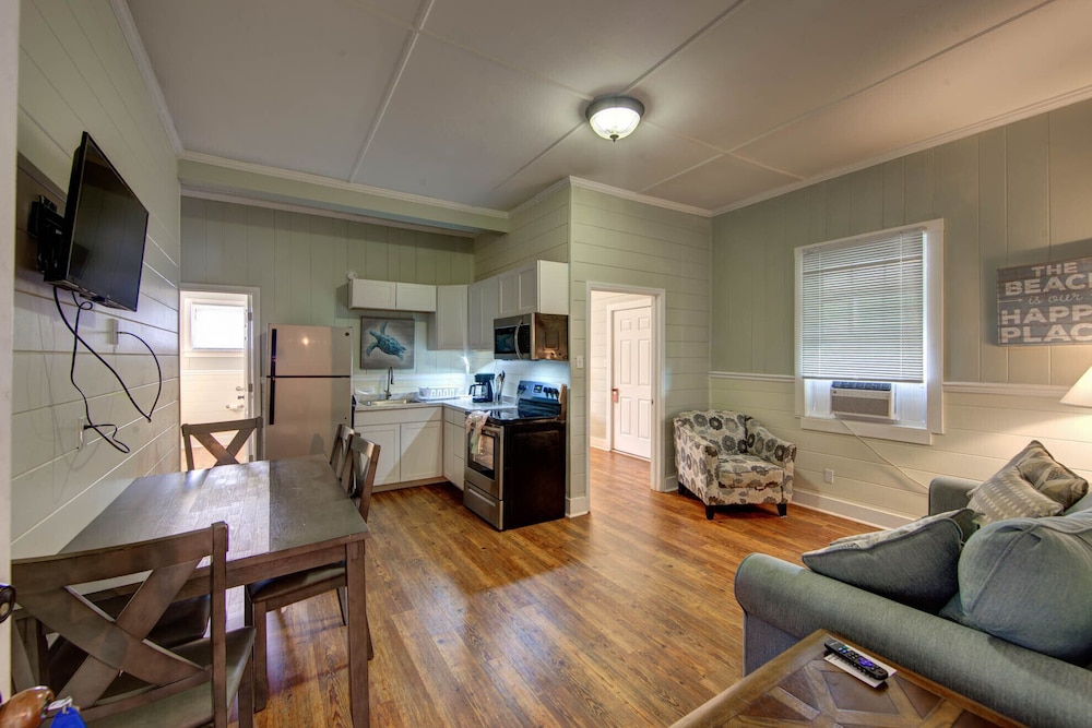 East Apartment