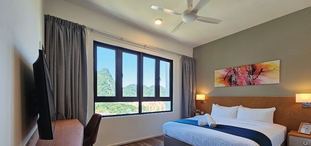 Premium Suite, 3 Bedrooms - Photo 3