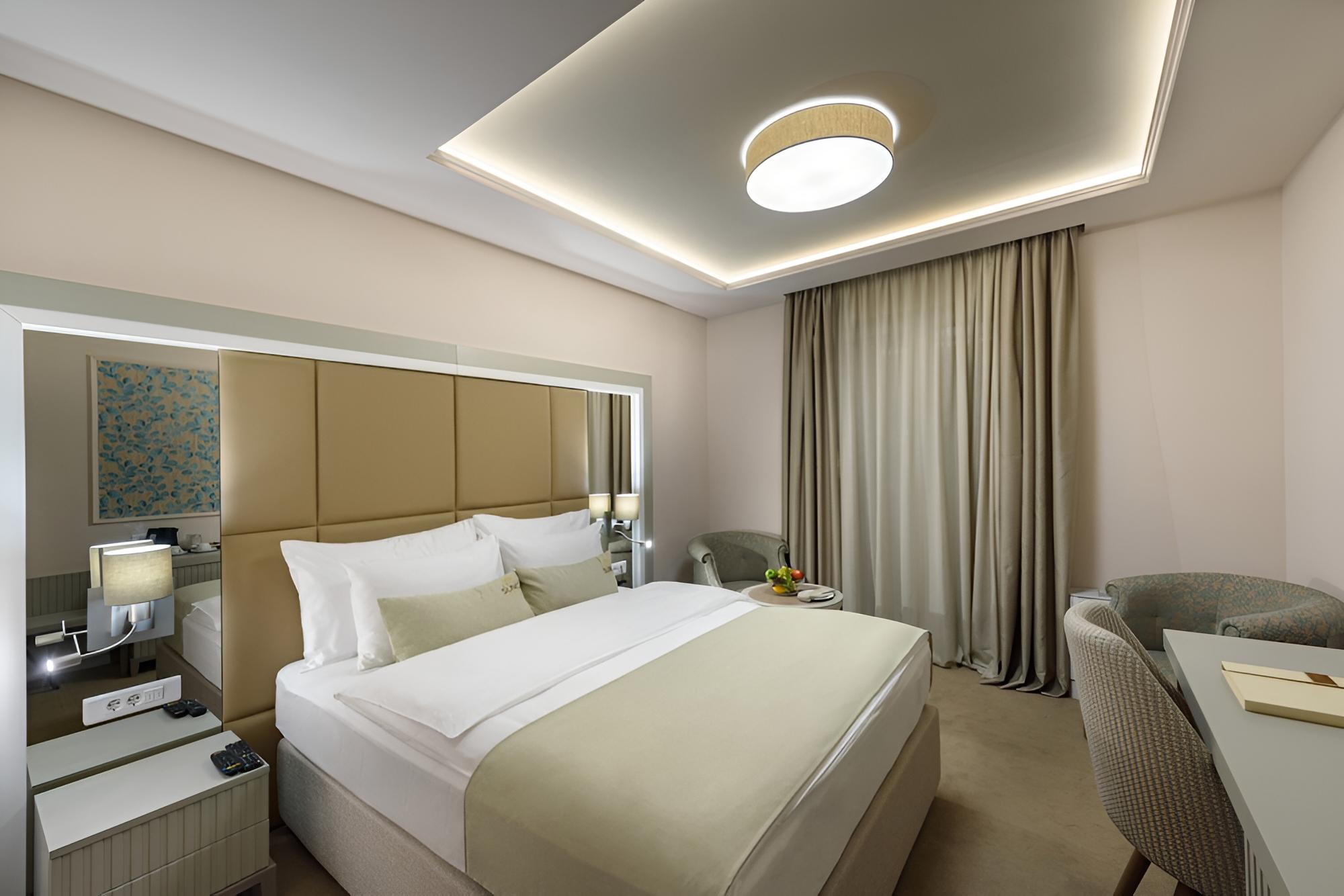 Classic Double Room