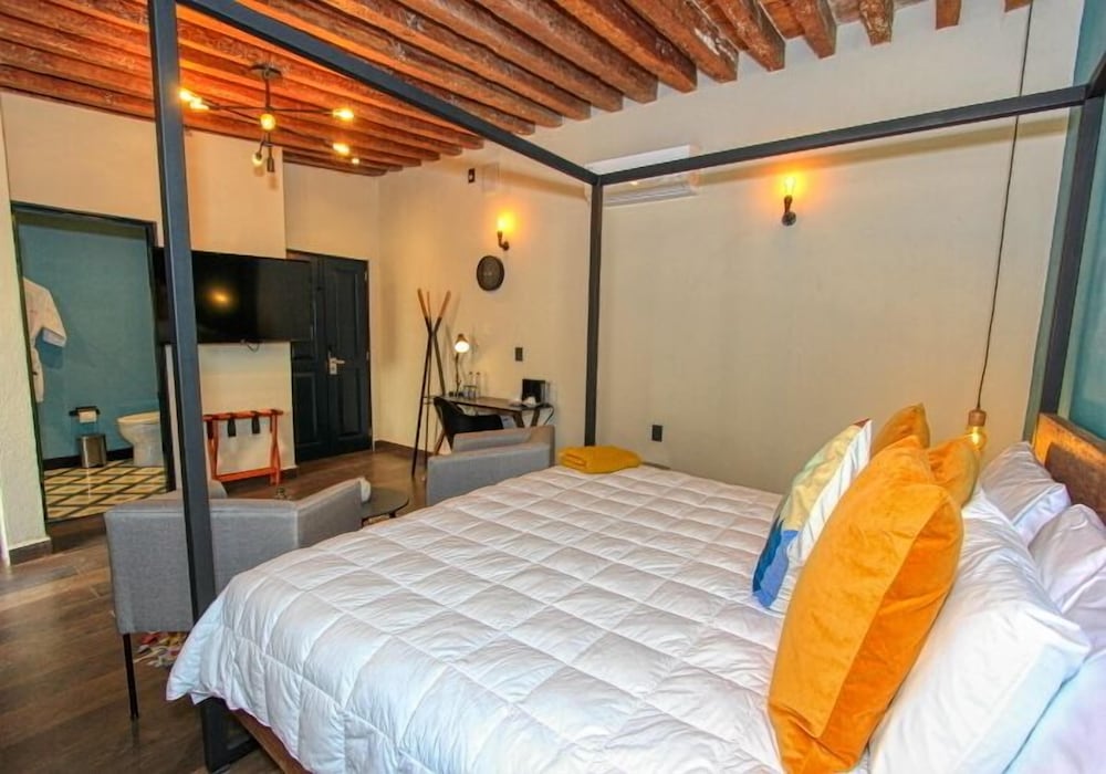 Master Suite (6) photo 3